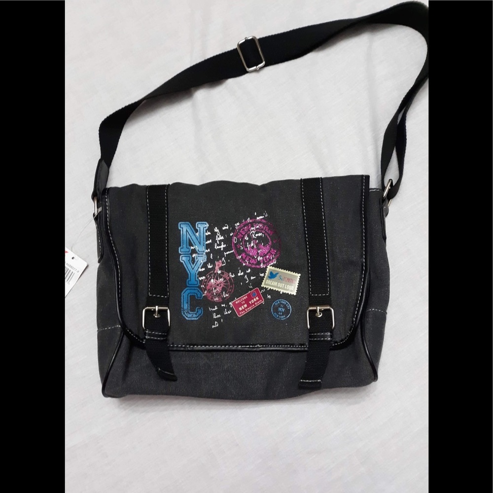 🌼🌼🌼Messenger Bag NWT 🌼🌼🌼